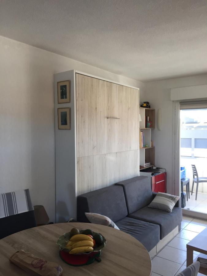 F2 Immeuble Les Pieds Dans L'Eau Apartamento Villeneuve-Loubet Exterior foto