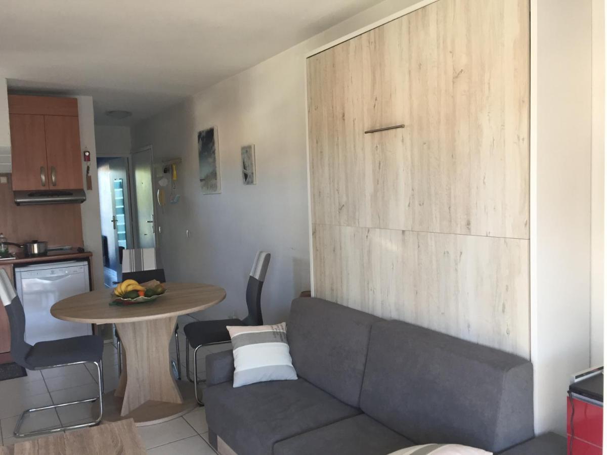 F2 Immeuble Les Pieds Dans L'Eau Apartamento Villeneuve-Loubet Exterior foto