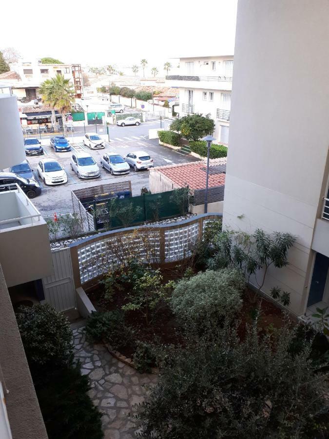 F2 Immeuble Les Pieds Dans L'Eau Apartamento Villeneuve-Loubet Exterior foto